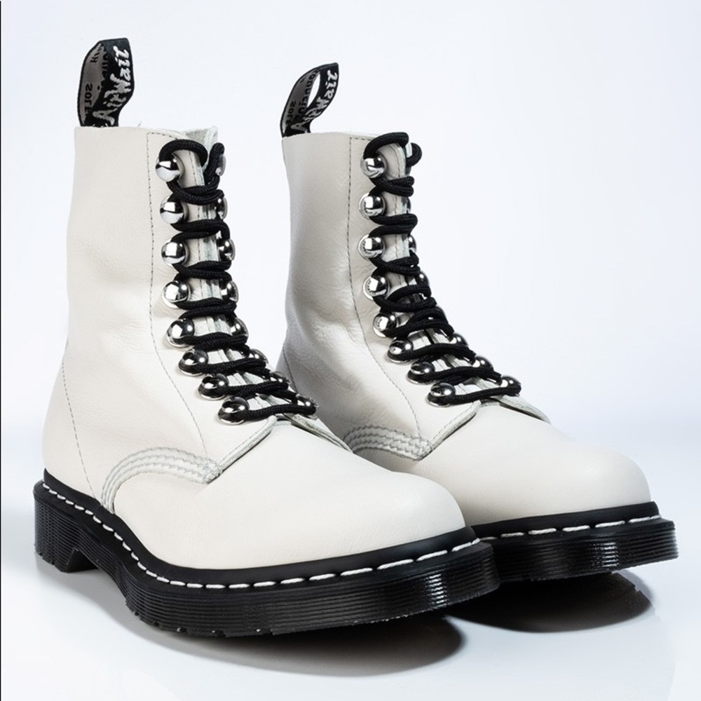 RARE DOC MARTENS 1460 PASCAL HARDWARE BOOTS